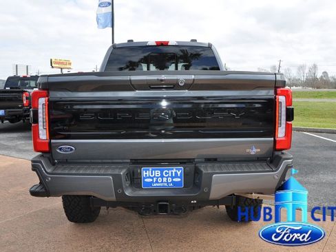 New 2026 Ford F250 Platinum image 4