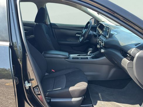 Used 2022 Nissan Sentra SV w/ All-Weather Package FWD image 10