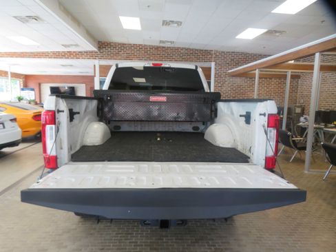 Used 2019 Ford F250 XLT w/ FX4 Off-Road Package AWD/4WD image 65