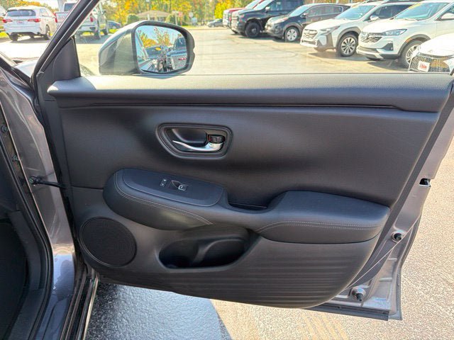 Used 2024 Honda HR-V EX-L image 25