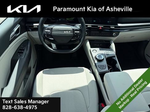 New 2026 Kia Sportage EX w/ EX Panoramic Sunroof Package AWD/4WD image 24