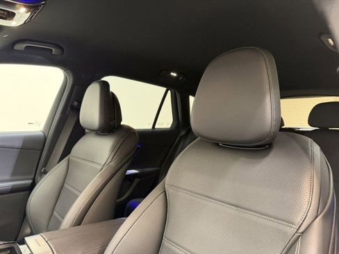 Certified 2025 Mercedes-Benz GLC 300 image 16