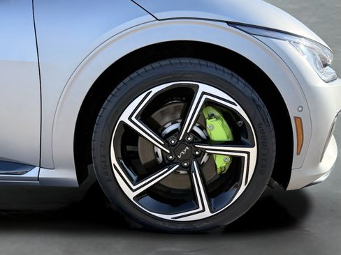 Used 2023 Kia EV6 GT image 11