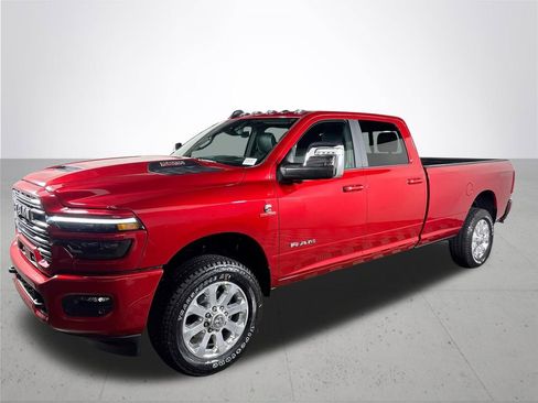 New 2026 RAM 2500 Laramie w/ Sport Appearance Package AWD/4WD image 2