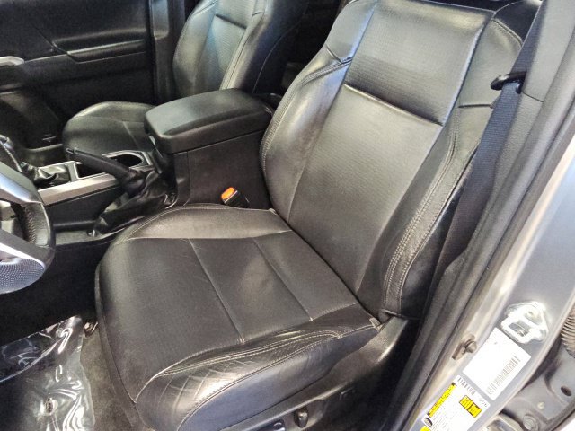 Used 2022 Toyota Tacoma Limited AWD/4WD image 17