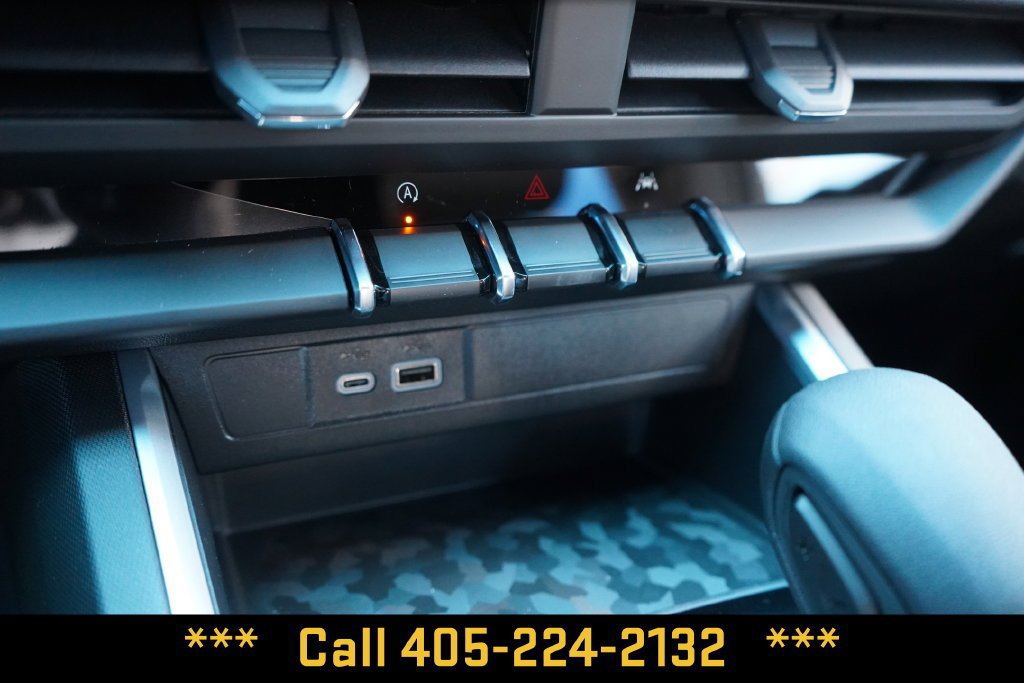 New 2026 Chevrolet Colorado Trail Boss AWD/4WD image 36