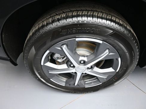 Certified 2024 Honda HR-V EX-L image 12
