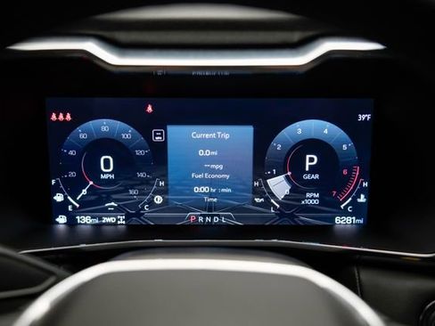 Used 2025 GMC Canyon Elevation w/ Convenience Package image 33