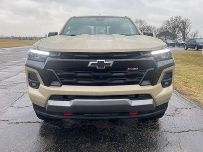 Used 2023 Chevrolet Colorado Z71 w/ Z71 Convenience Package 2
