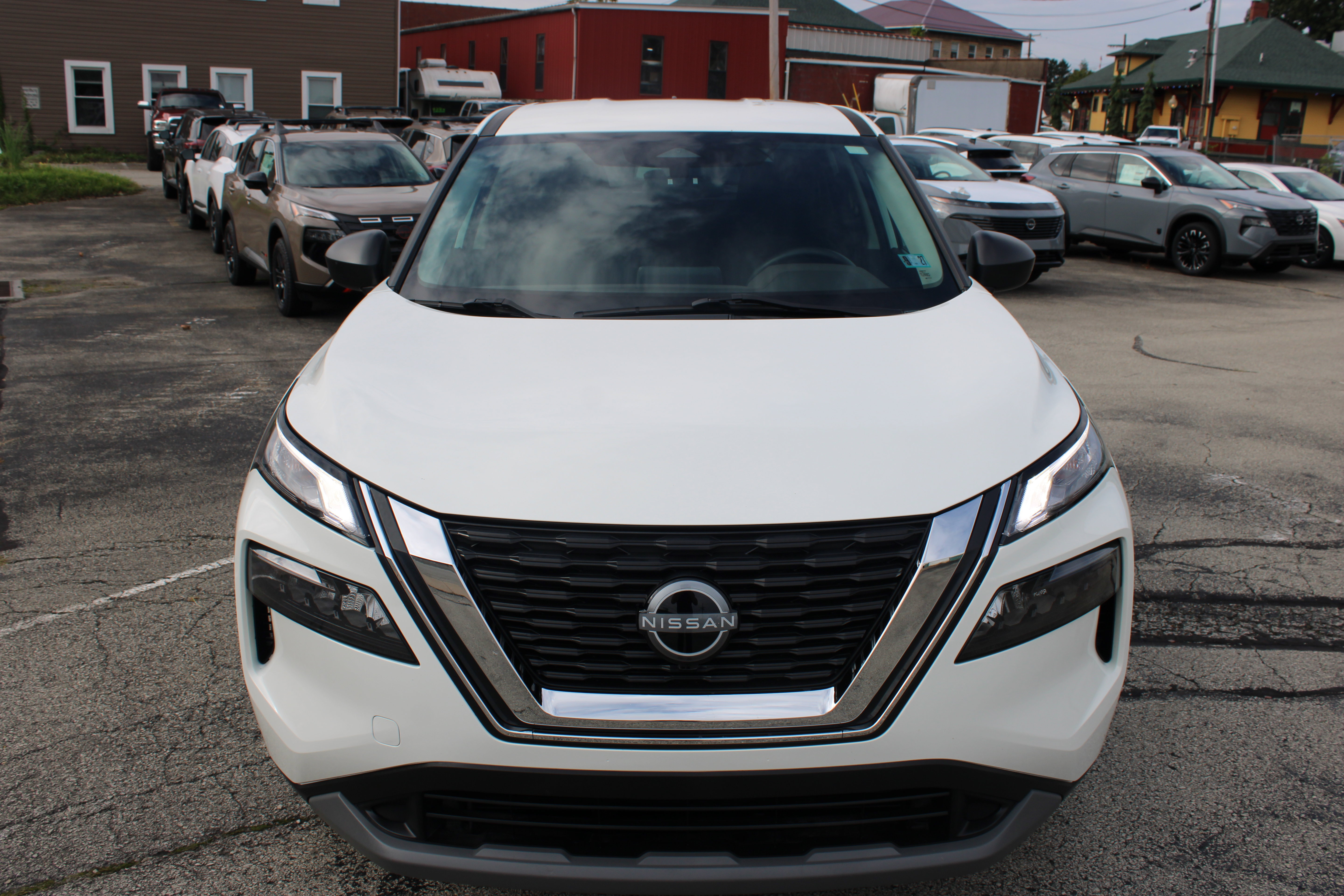 Certified 2023 Nissan Rogue S AWD/4WD image 10