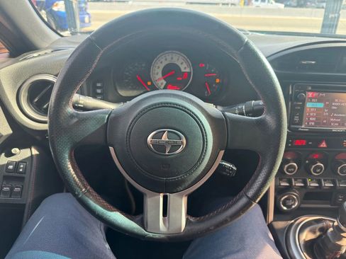 Used 2014 Scion FR-S image 16