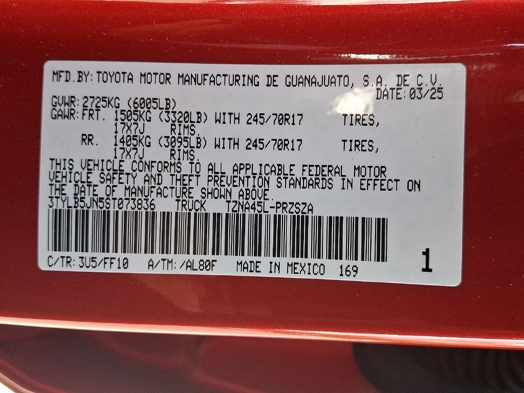 Certified 2025 Toyota Tacoma SR5 AWD/4WD image 26