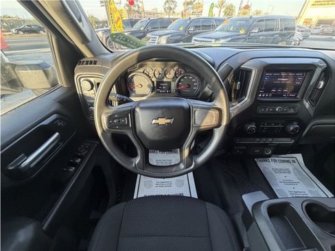 Used 2019 Chevrolet Silverado 1500 Custom w/ Custom Max Trailering Package AWD/4WD image 36