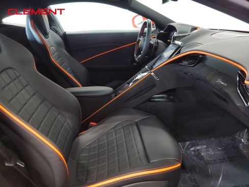 Used 2024 Ferrari Roma image 32