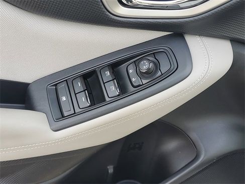 Used 2023 Subaru Forester Premium image 17