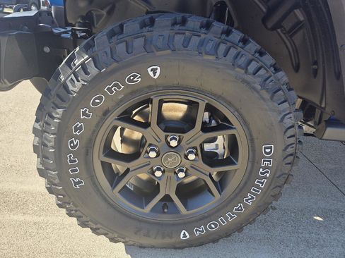 New 2026 Jeep Gladiator Willys image 38