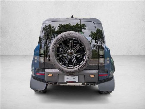 New 2026 Land Rover Defender 110 OCTA AWD/4WD image 7