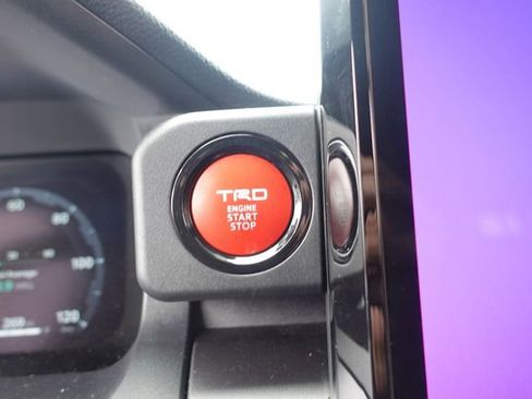 Certified 2025 Toyota 4Runner TRD Off-Road Premium w/ Tow Technology Package AWD/4WD image 24