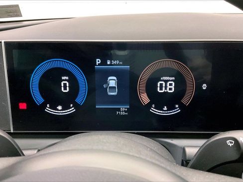 Certified 2025 Hyundai Santa Cruz SE image 21