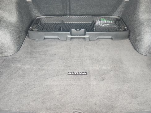 Used 2024 Nissan Altima 2.5 SR FWD image 33