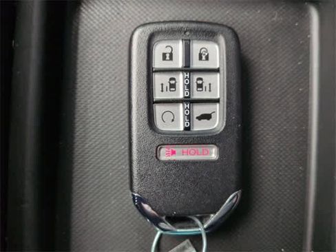 Used 2024 Honda Odyssey Touring image 36