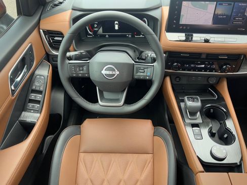 New 2026 Nissan Rogue Platinum w/ Platinum Premium Package image 14