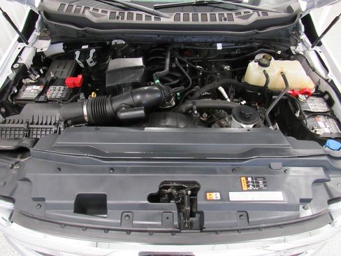 Used 2023 Ford F250 XLT AWD/4WD image 30