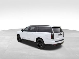New 2026 Cadillac Escalade ESV Platinum Sport w/ LPO, ONYX Package AWD/4WD video 3