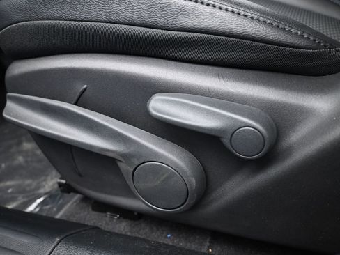 New 2026 Jeep Compass Latitude image 12