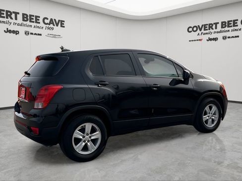 Used 2020 Chevrolet Trax LS w/ Tint and Cruise Package image 10