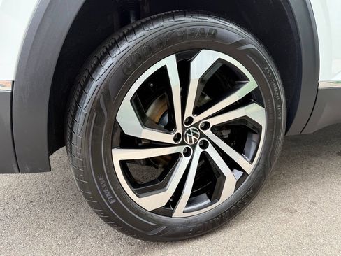 Used 2022 Volkswagen Atlas SEL AWD/4WD image 15