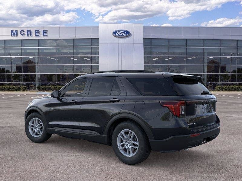 New 2026 Ford Explorer Active RWD image 4