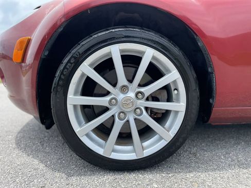 Used 2007 MAZDA MX-5 Miata Grand Touring w/ Premium Pkg RWD image 15
