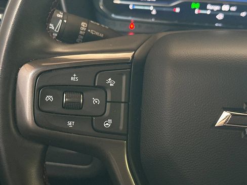 Used 2024 Chevrolet Suburban RST w/ Luxury Package AWD/4WD image 33