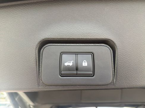 Certified 2023 Nissan Rogue SL image 12