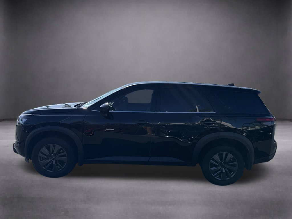 Used 2024 Nissan Pathfinder S FWD image 8
