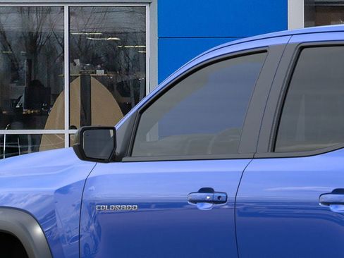 New 2025 Chevrolet Colorado ZR2 image 38