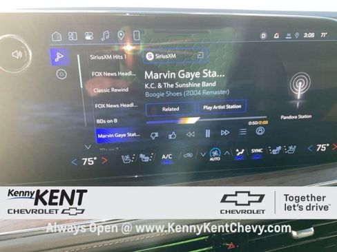 Used 2026 Chevrolet Suburban High Country w/ Sun And Tow Package image 36