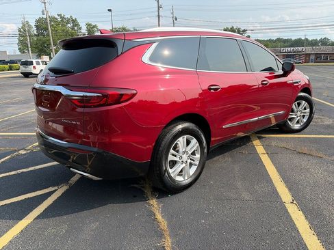 Used 2018 Buick Enclave Essence FWD image 9