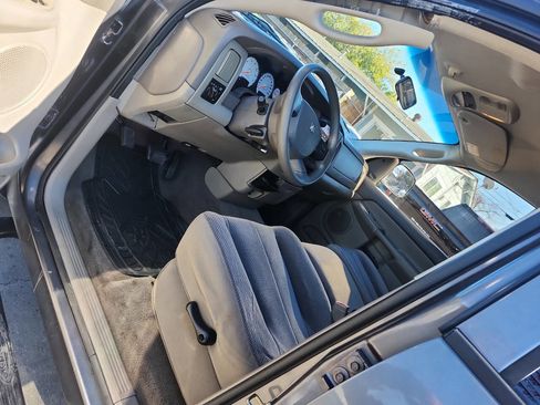 Used 2004 Dodge Ram 1500 Truck SLT image 4