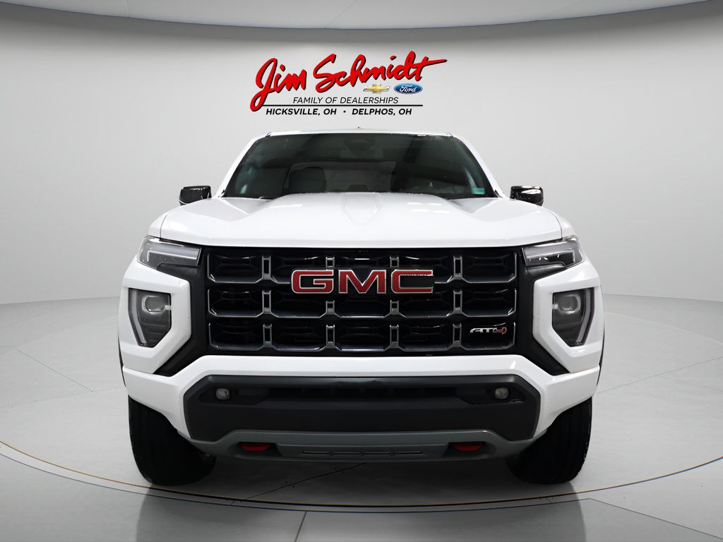 Used 2023 GMC Canyon AT4 AWD/4WD image 3