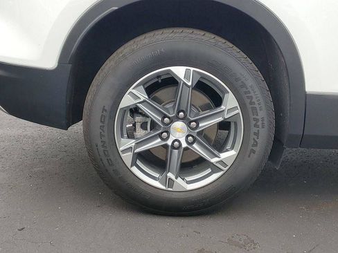 Used 2025 Chevrolet Blazer LT FWD image 33