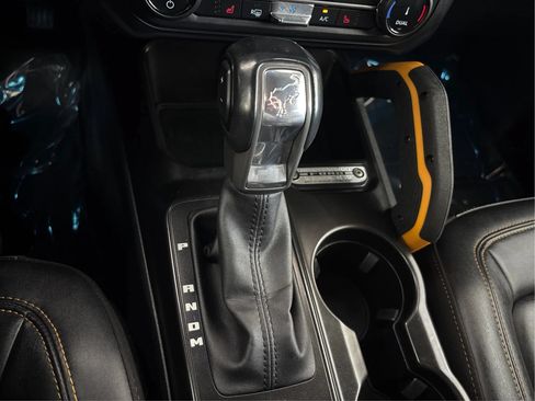 Used 2022 Ford Bronco Badlands w/ Sasquatch Package AWD/4WD image 45
