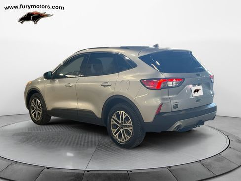 Used 2020 Ford Escape SEL image 5