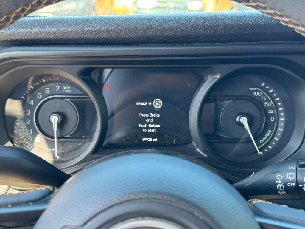 Used 2024 Jeep Wrangler Unlimited AWD/4WD image 15