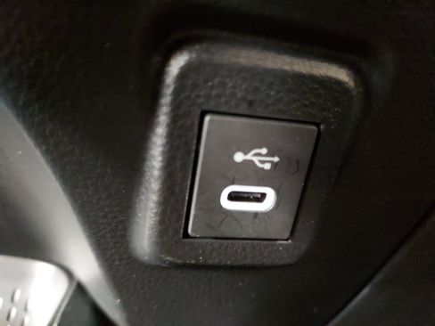 Used 2025 Toyota Corolla SE FWD image 20
