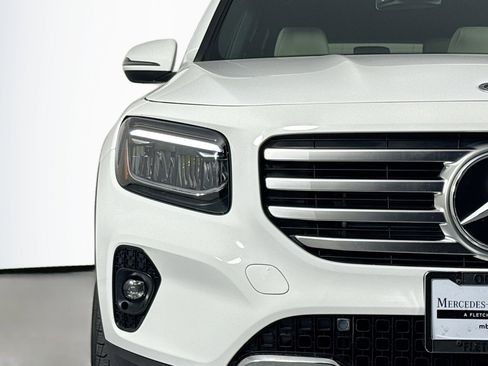 Used 2026 Mercedes-Benz GLB 250 image 14