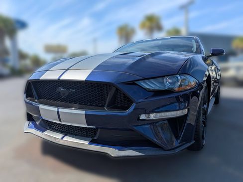 Used 2019 Ford Mustang GT Premium w/ Equipment Group 401A RWD image 9