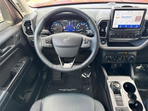 Used 2023 Ford Bronco Sport Outer Banks w/ Tech Package AWD/4WD image 22