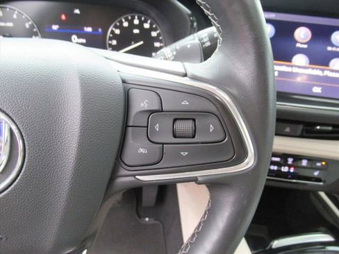 Used 2021 Buick Envision Preferred image 18